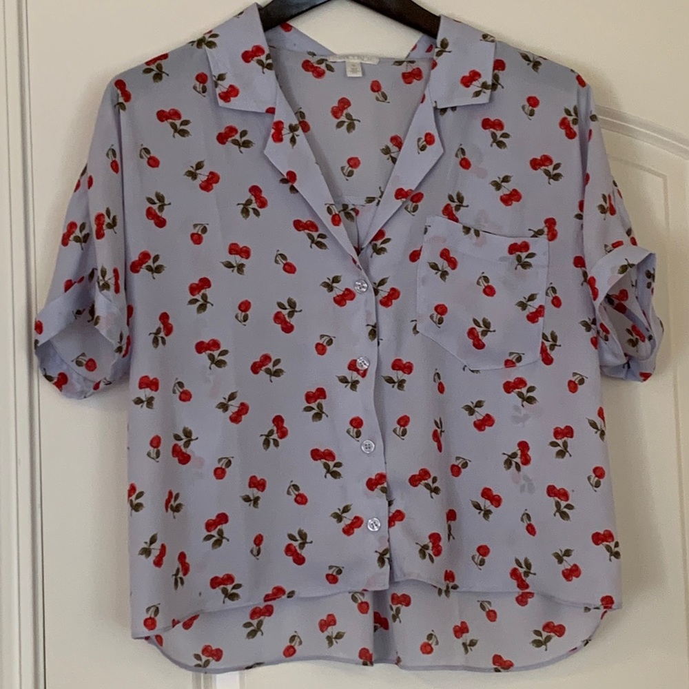 Abound cherry cropped blouse